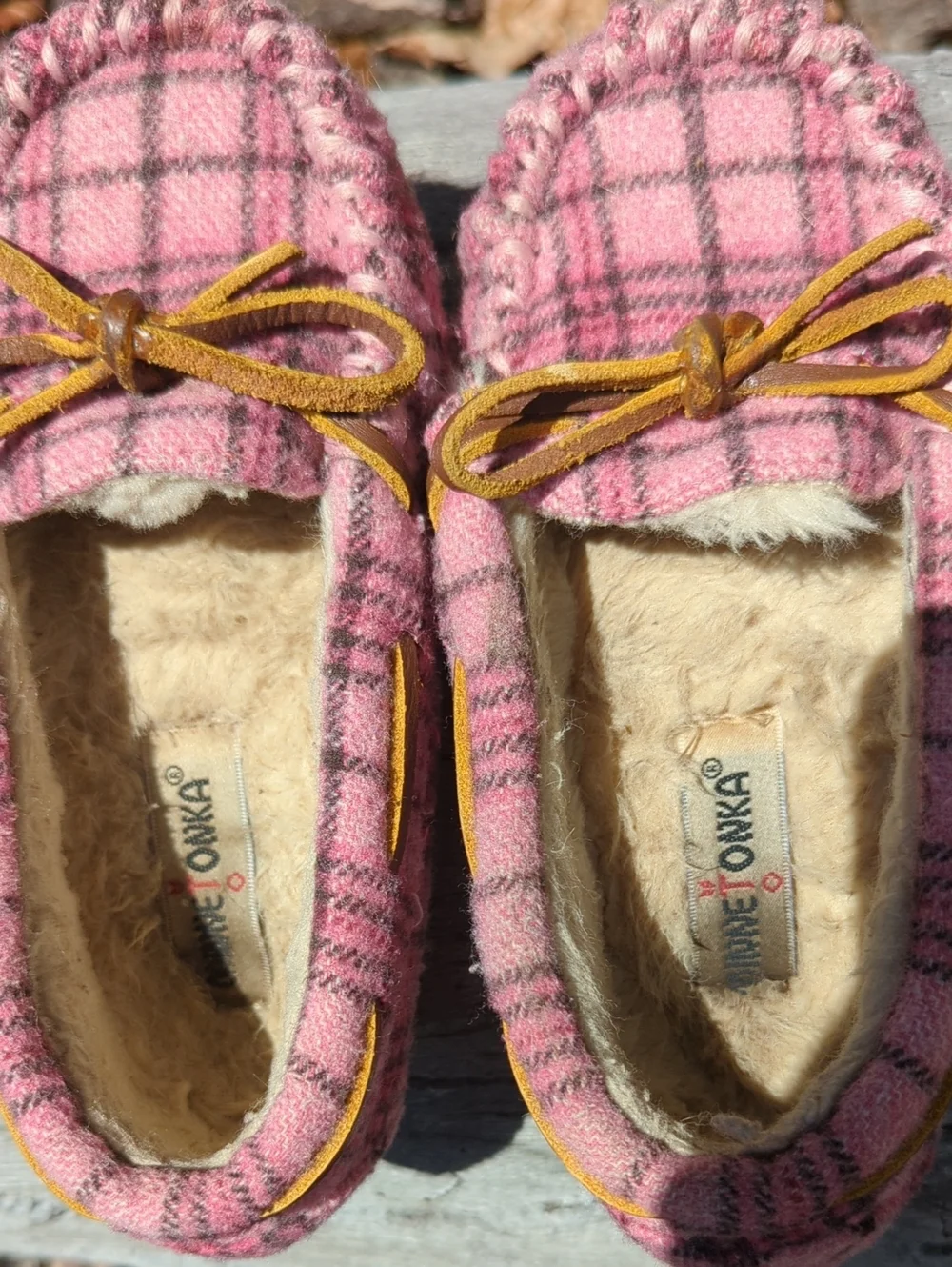 Minnetonka Slippers For Toddler, Pink Plaid, Little Kid Size 10